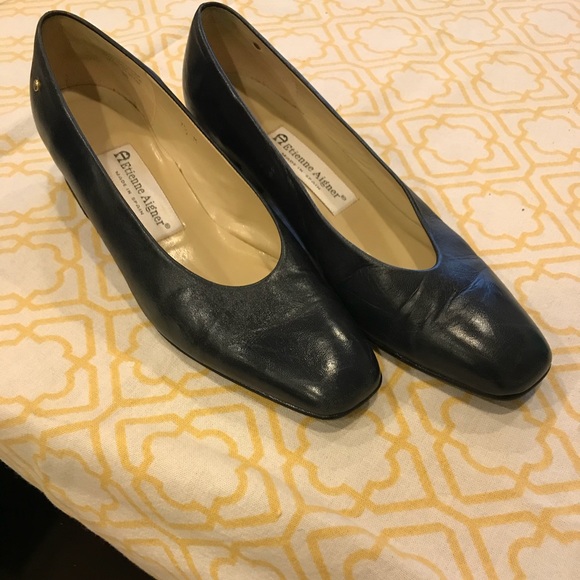 Etienne Aigner heels - Picture 5 of 8